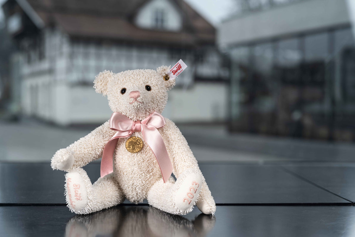 Steiff Hong Kong | Museum Teddy bear 2023 (27 cm)